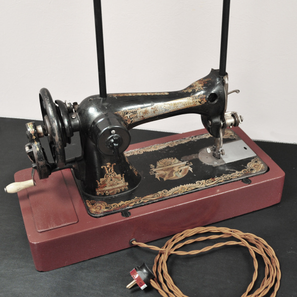 Госшвеймашина, большая интерьерная лампа Транспорт, техника госшвеймашина, большая интерьерная лампа