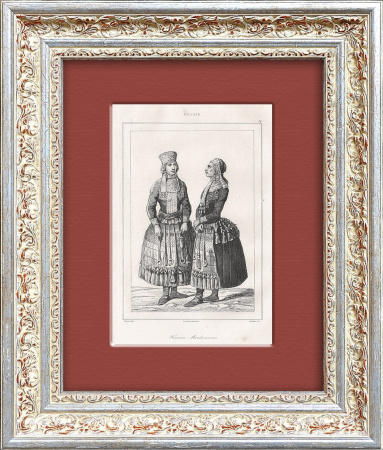 Мордвинки в национальных костюмах. Старинная гравюра 1838 года
