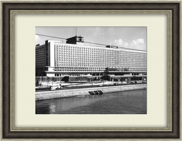 Гостиница "Россия", кинотеатр "Зарядье". Фотография М.С. Лихачева Гостиница "Россия", кинотеатр "Зарядье". Фотография М.С. Лихачева