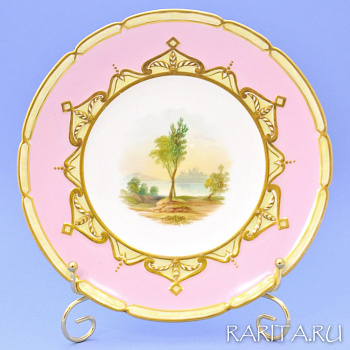 Антикварная декоративная тарелка V из линии "Пейзажи старой Англии" с ручной росписью и золотой разделкой.