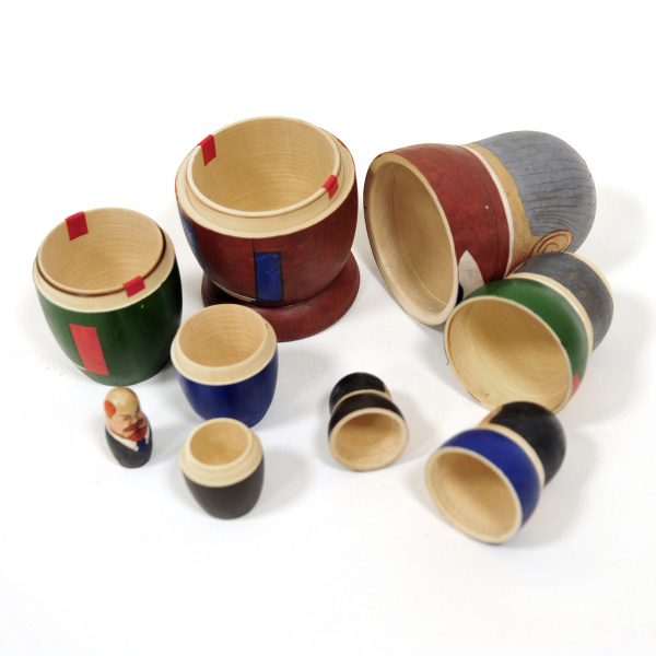 руководители российского государства. винтажная матрешка