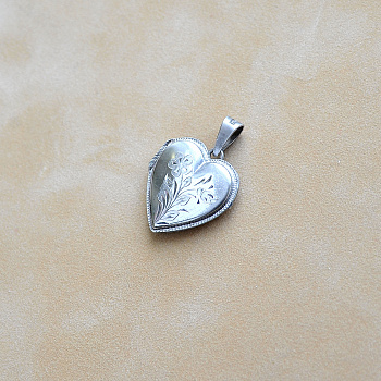 Серебряный медальон в виде сердца для фотографий