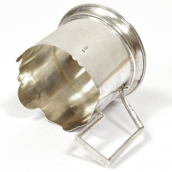 Серебряный подстаканник в стиле модерн. Российская империя Политику, чиновнику, дипломату серебряный подстаканник в стиле модерн. российская империя