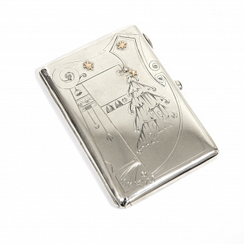 Уникальный портсигар "Новогодний". Серебро, Российская империя Уникальный портсигар "Новогодний". Серебро, Российская империя