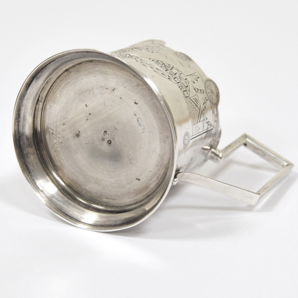 Серебряный подстаканник в стиле модерн. Российская империя Политику, чиновнику, дипломату серебряный подстаканник в стиле модерн. российская империя