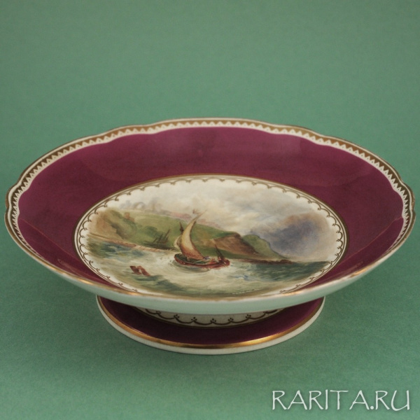 Антикварная фарфоровая ваза для фруктов с ручной росписью "Парусник в бурном море" Антикварная фарфоровая ваза для фруктов с ручной росписью "Парусник в бурном море"