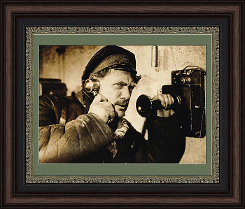 Связь в военное время, кадр из советского кинофильма