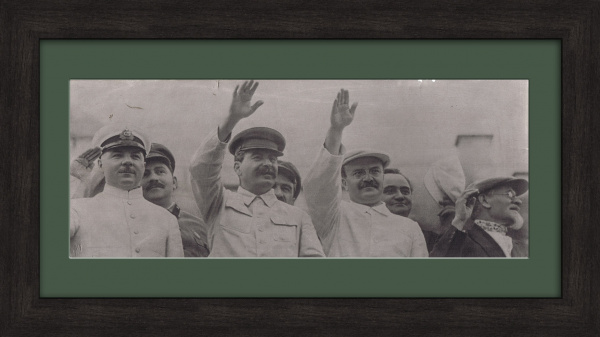 Сталин, Молотов и Ворошилов на параде физкультурников 1935 год. Фотограф Марков-Гринберг