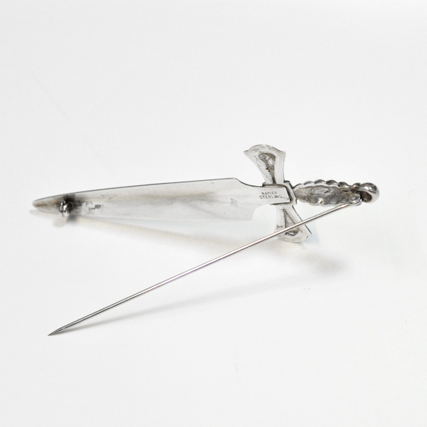 рыцарский меч, большая коллекционная брошь napier