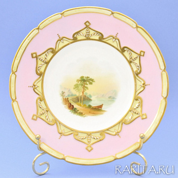 Антикварная декоративная тарелка IV из линии "Пейзажи старой Англии" с ручной росписью и золотой разделкой.