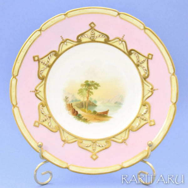 Антикварная декоративная тарелка IV из линии "Пейзажи старой Англии" с ручной росписью и золотой разделкой.