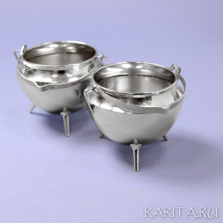 "Котелки", парные антикварные серебряные солонки