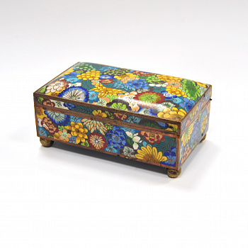 Старинная шкатулка с цветами в технике клуазоне. Китай