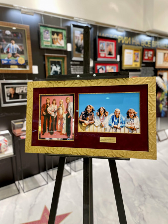 ABBA, Фотография с автографами