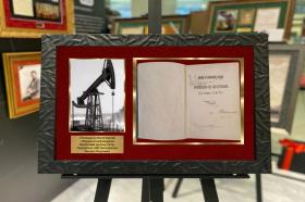 Нефть, антикварная книга с автографом - Поездка по Вологодской губернии к нефтяным ее богатствам на реку Ухту