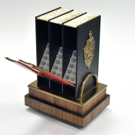 кгб ссср 1960-х годов. уникальная сигаретница - музыкальная шкатулка