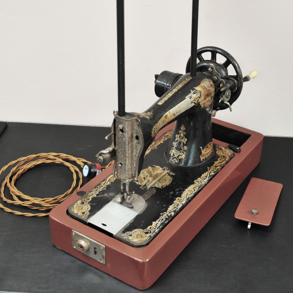 Госшвеймашина, большая интерьерная лампа Транспорт, техника госшвеймашина, большая интерьерная лампа