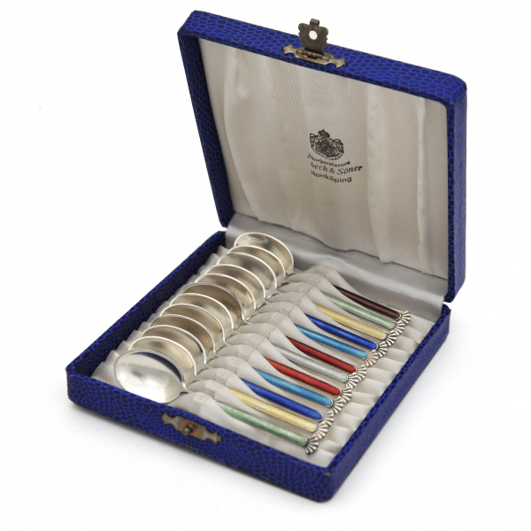 Набор из 12 кофейных ложек с стиле модерн. Серебро 925 пробы